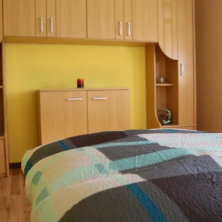 Apartment Glaeser